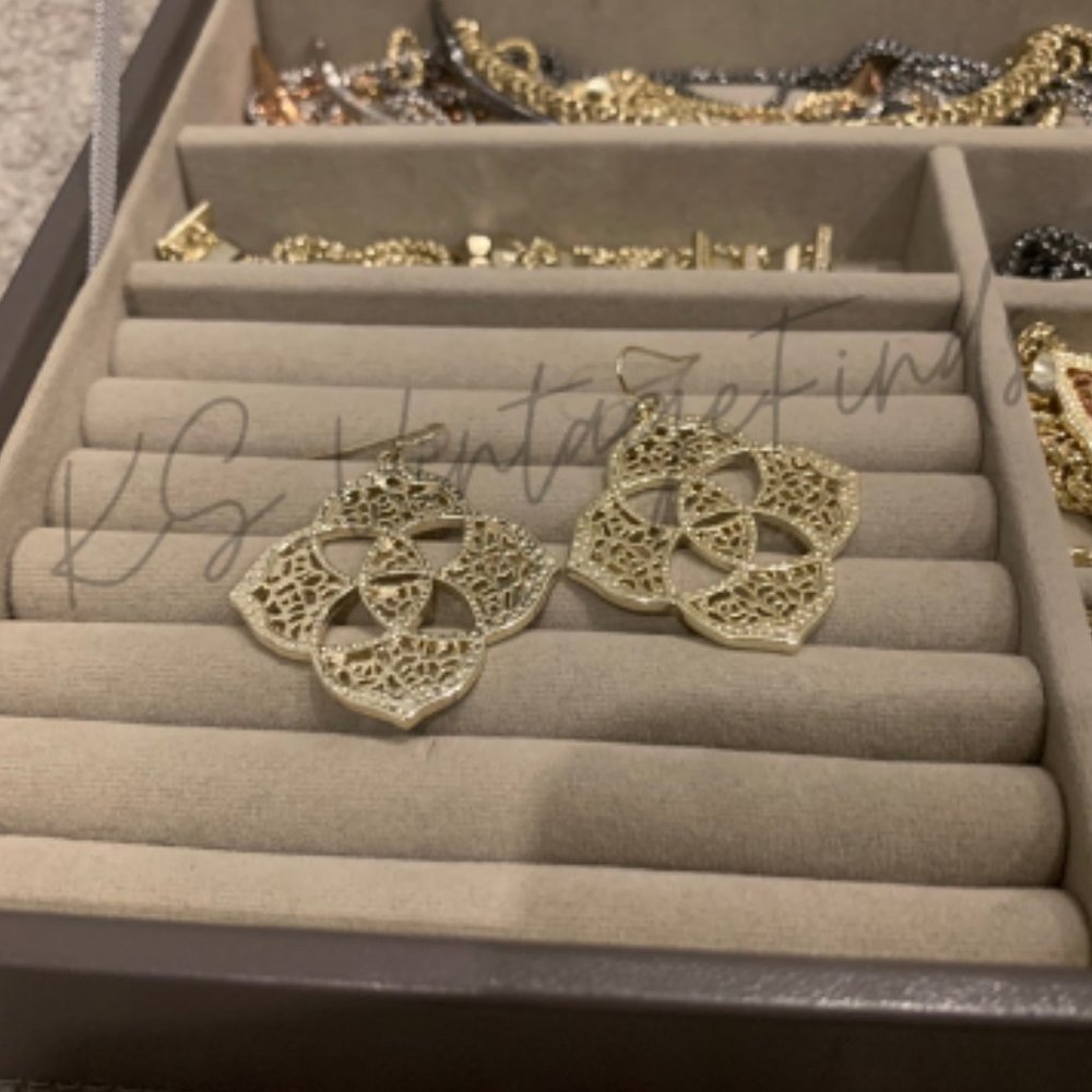 Vintage and Rare Kendra Scott Dawn Medallion Earrings*